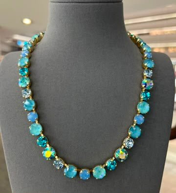 Catching Compliments Necklace 8/10MM in Turquoise Mix - Macoma Boutique555 Presales