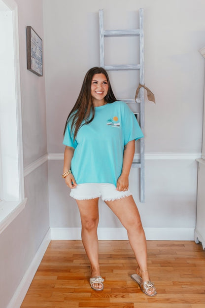 Chasing Sunshine Tee - Reg & Curvy - Macoma Boutique140 Graphic Tees