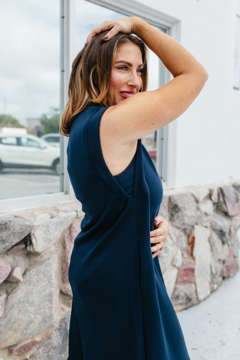 Chic & Simple Dress In Navy - Macoma Boutique250 Dresses