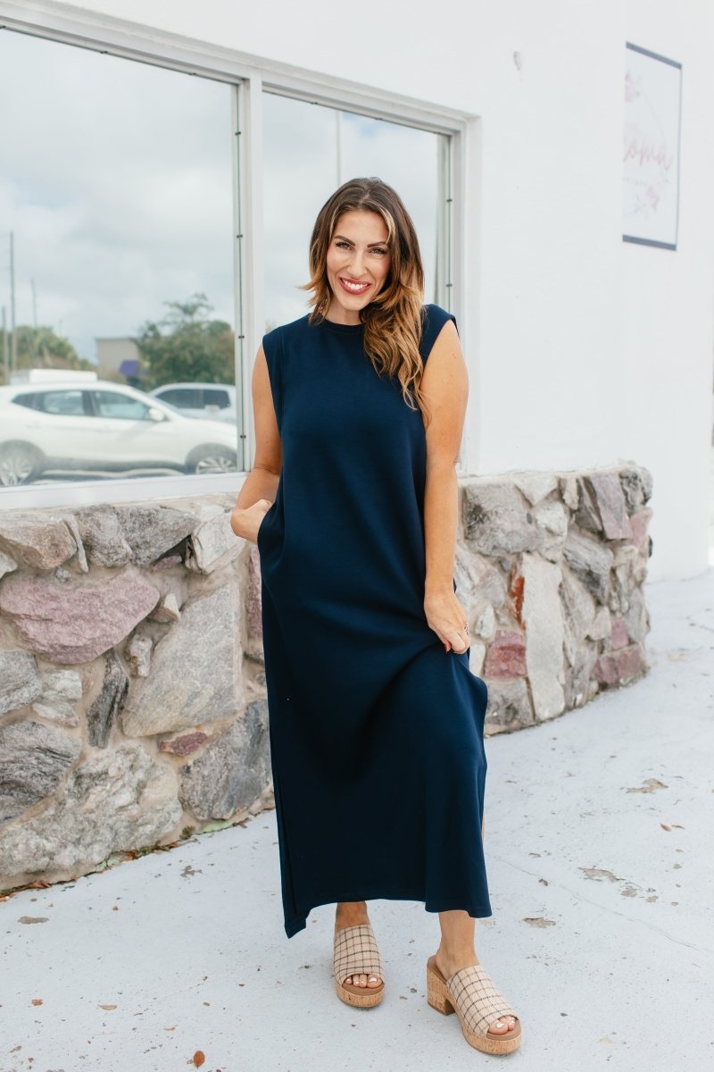 Chic & Simple Dress In Navy - Macoma Boutique250 Dresses