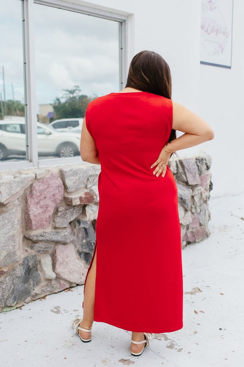 Chic & Simple Dress In Red - Macoma Boutique250 Dresses