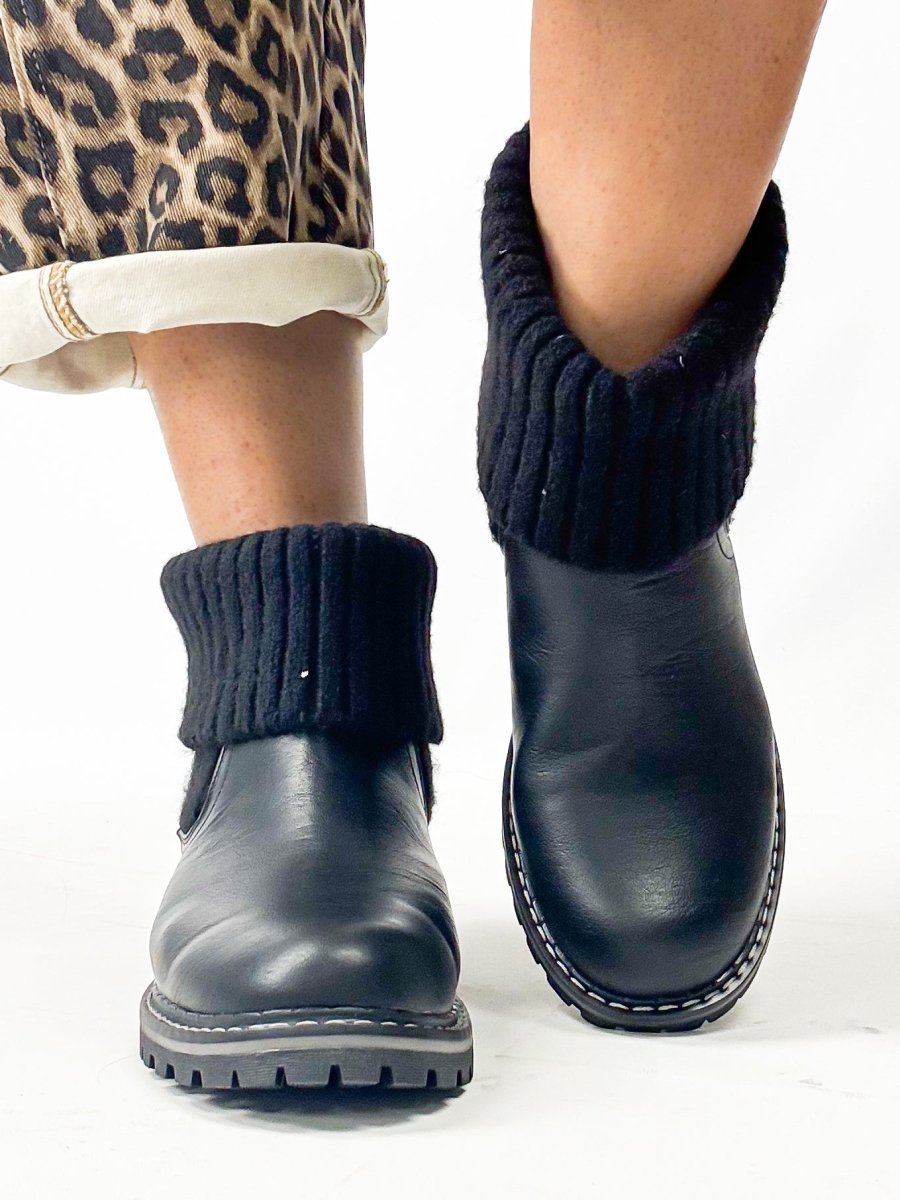 Corky's Black Quiver Boots - Macoma Boutique303 Mules & Boots