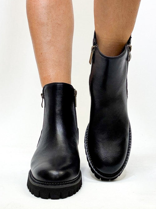 Corky's Black Take A Hike Boots - Macoma Boutique303 Mules & Boots