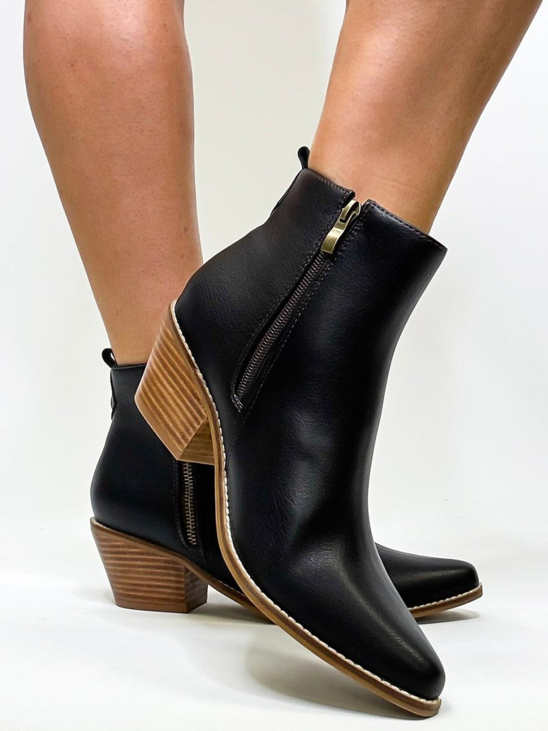 Corky's Black Toil N Trouble Boots