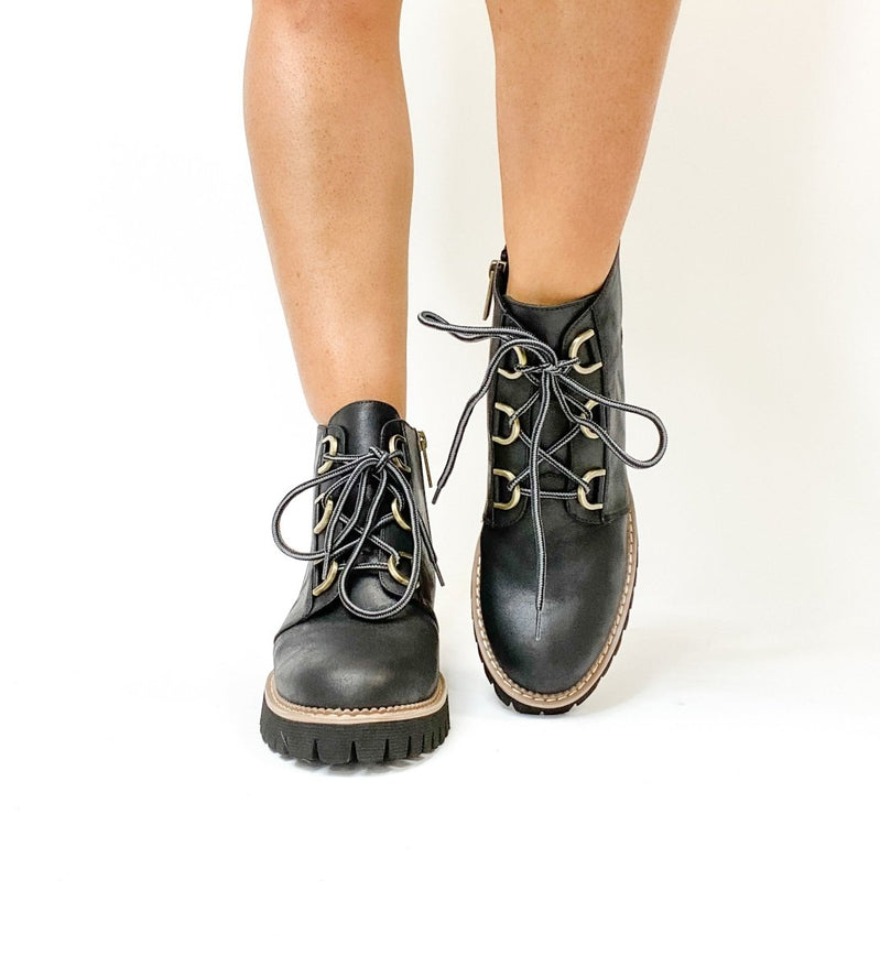 Corky's Black Trail Ride Boots