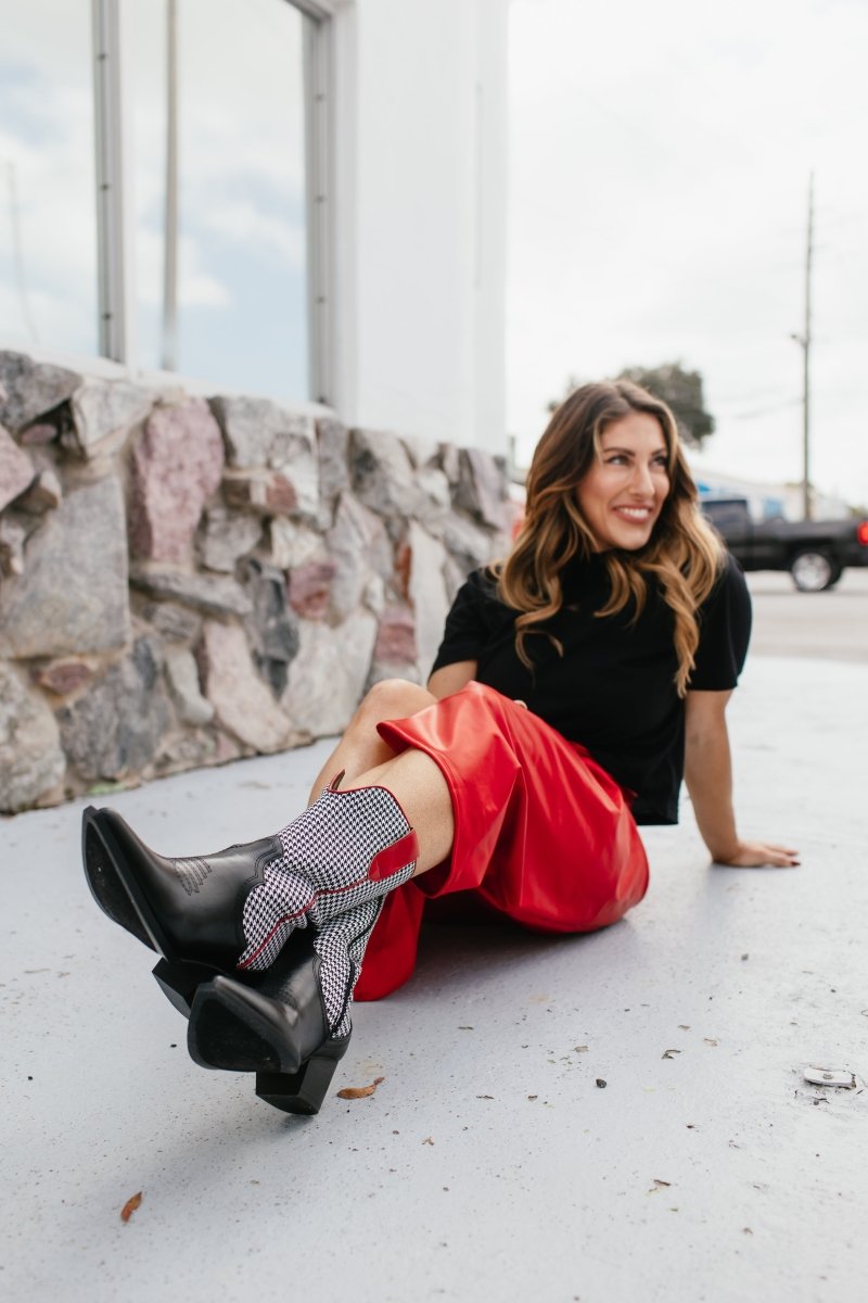 Corkys Black White Houndstooth Somebodys Problem Boots - Macoma Boutique303 Mules & Boots