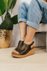 Corky's Espresso Crinkle Most Wanted Sandals