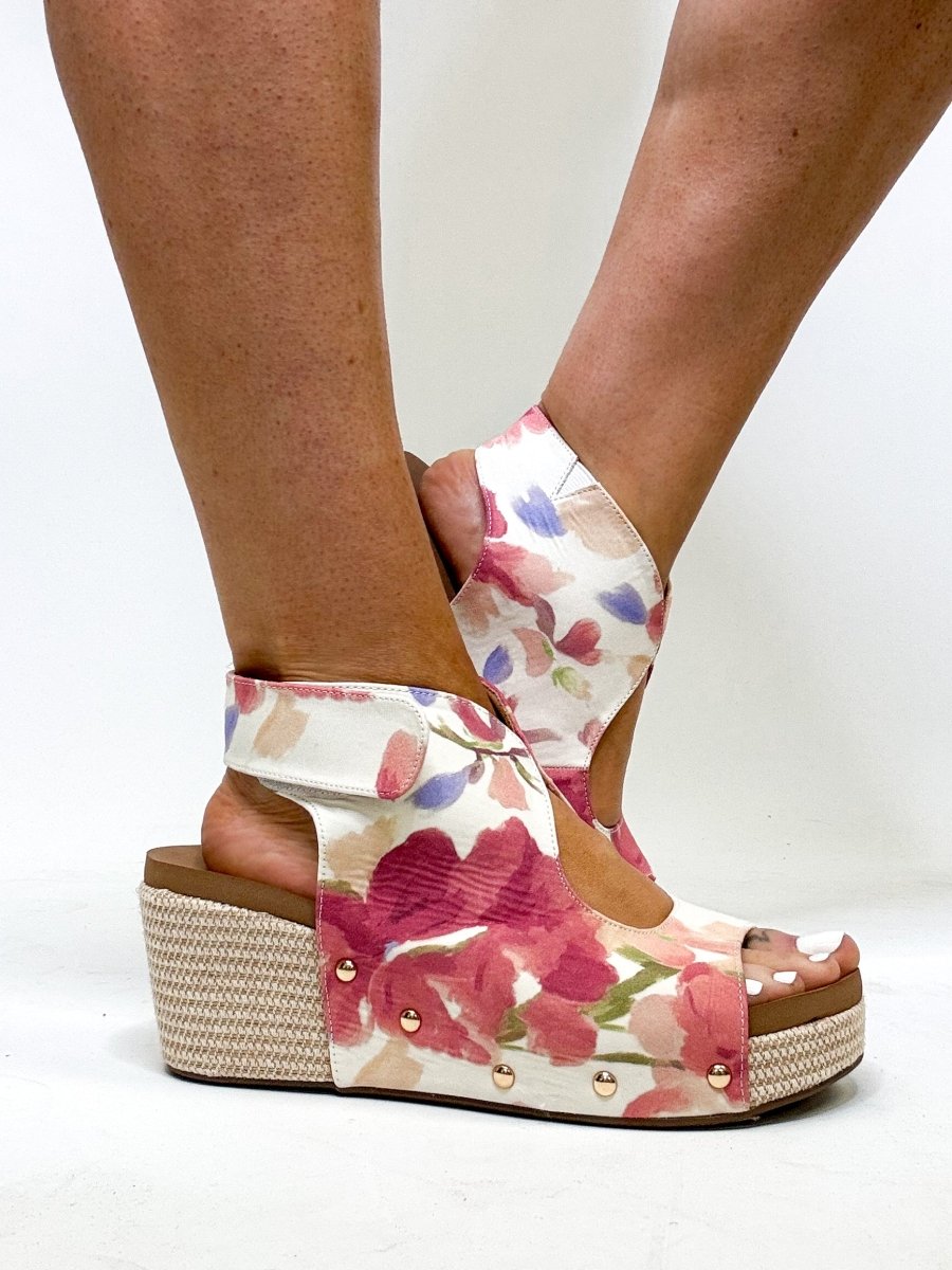Corky's Floral Frisky Wedges