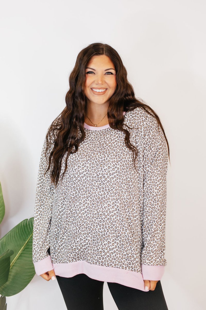 Cozy Trends Pullover In Cheetah - Reg & Curvy - Macoma Boutique130 Sweaters