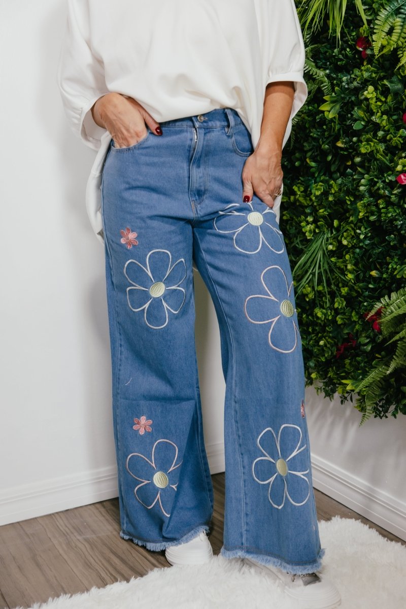 Daisy Daydream Jeans - Reg & Curvy - Macoma Boutique170 Denim