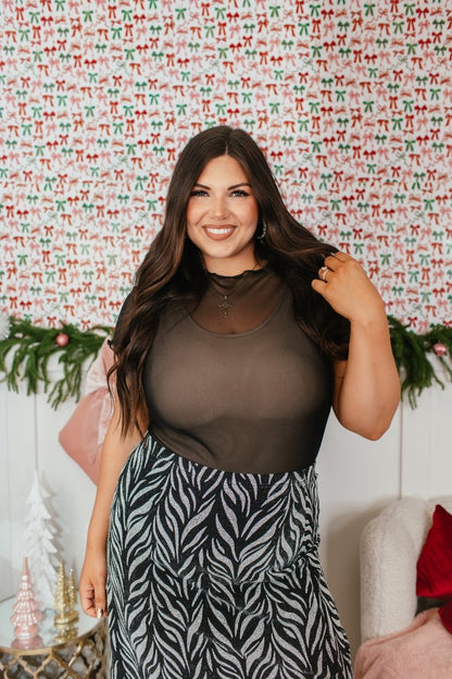 Delicate Details Top In Black - Reg & Curvy - Macoma Boutique100 Short Sleeve