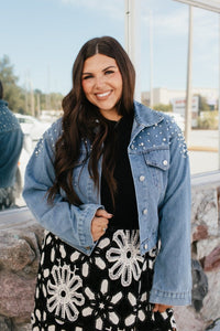 BLACK FRIDAY DEAL:Denim with a Twist Jacket - Reg & Curvy