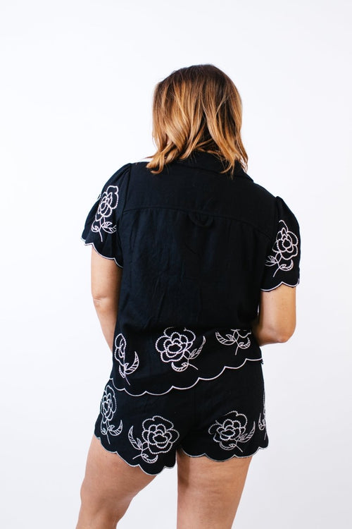 Draw Near Linen Top - Reg/Curvy - FINAL SALE - Macoma Boutique100 Short Sleeve