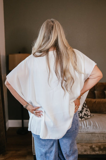 Easy Elegance Top - Reg & Curvy - Macoma Boutique120 Long Sleeve