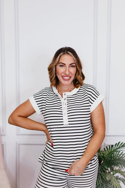 Easy Lines Top - FINAL SALE - Macoma Boutique100 Short Sleeve