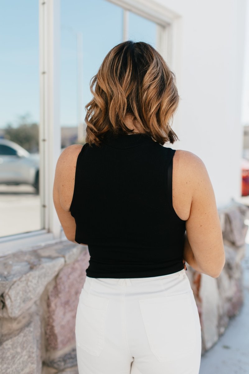 Essential Layers Seamless Mock Neck Tank In Black - Macoma Boutique100 Short Sleeve