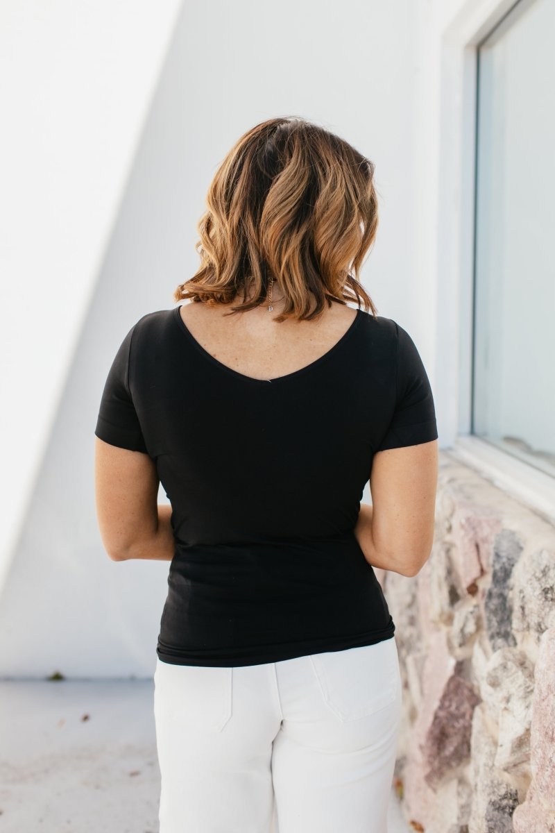 Everyday Casual Ribbed Seamless Top In Black - Reg & Curvy - Macoma Boutique100 Short Sleeve
