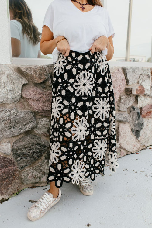 Falling Florals Skirt Reg/Curvy - Macoma Boutique200 Skirts