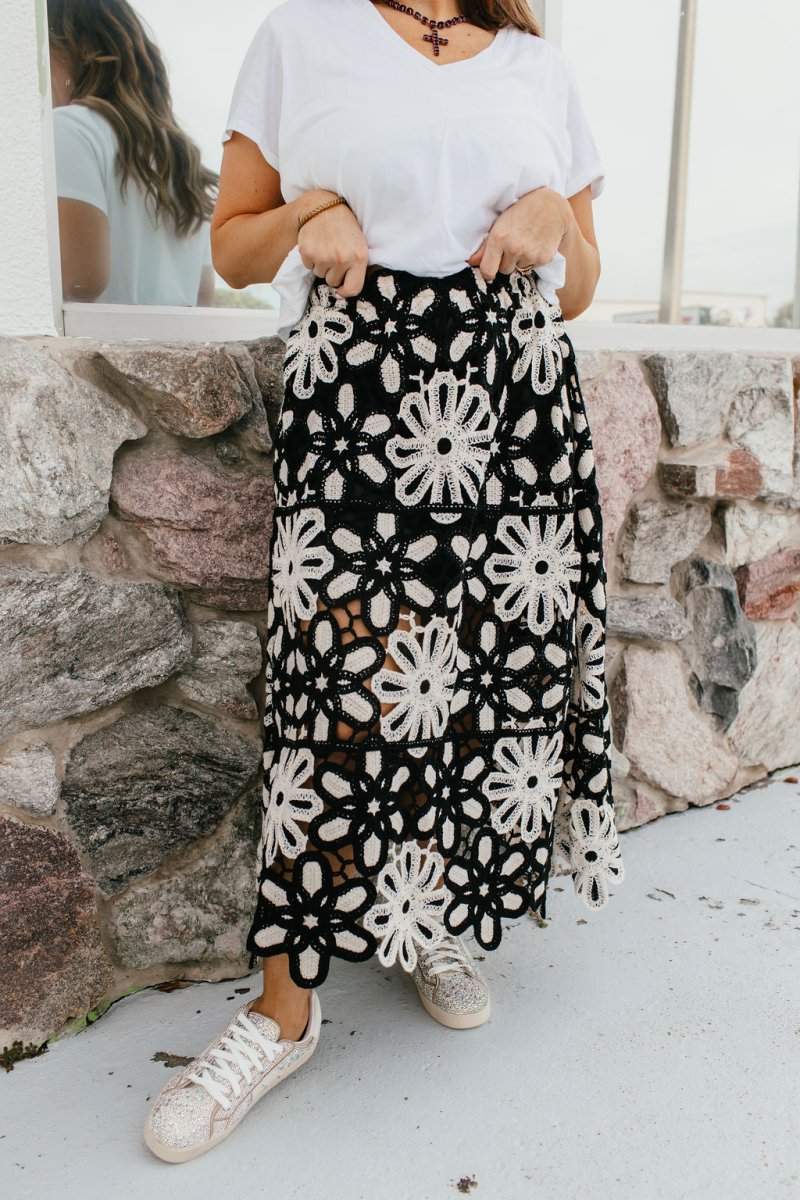 Falling Florals Skirt Reg/Curvy - Macoma Boutique200 Skirts