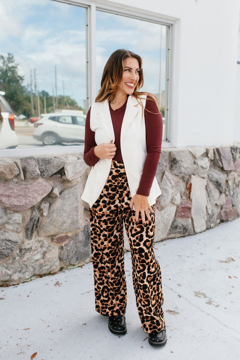 Get The Job Done Vest In Ivory - Reg & Curvy