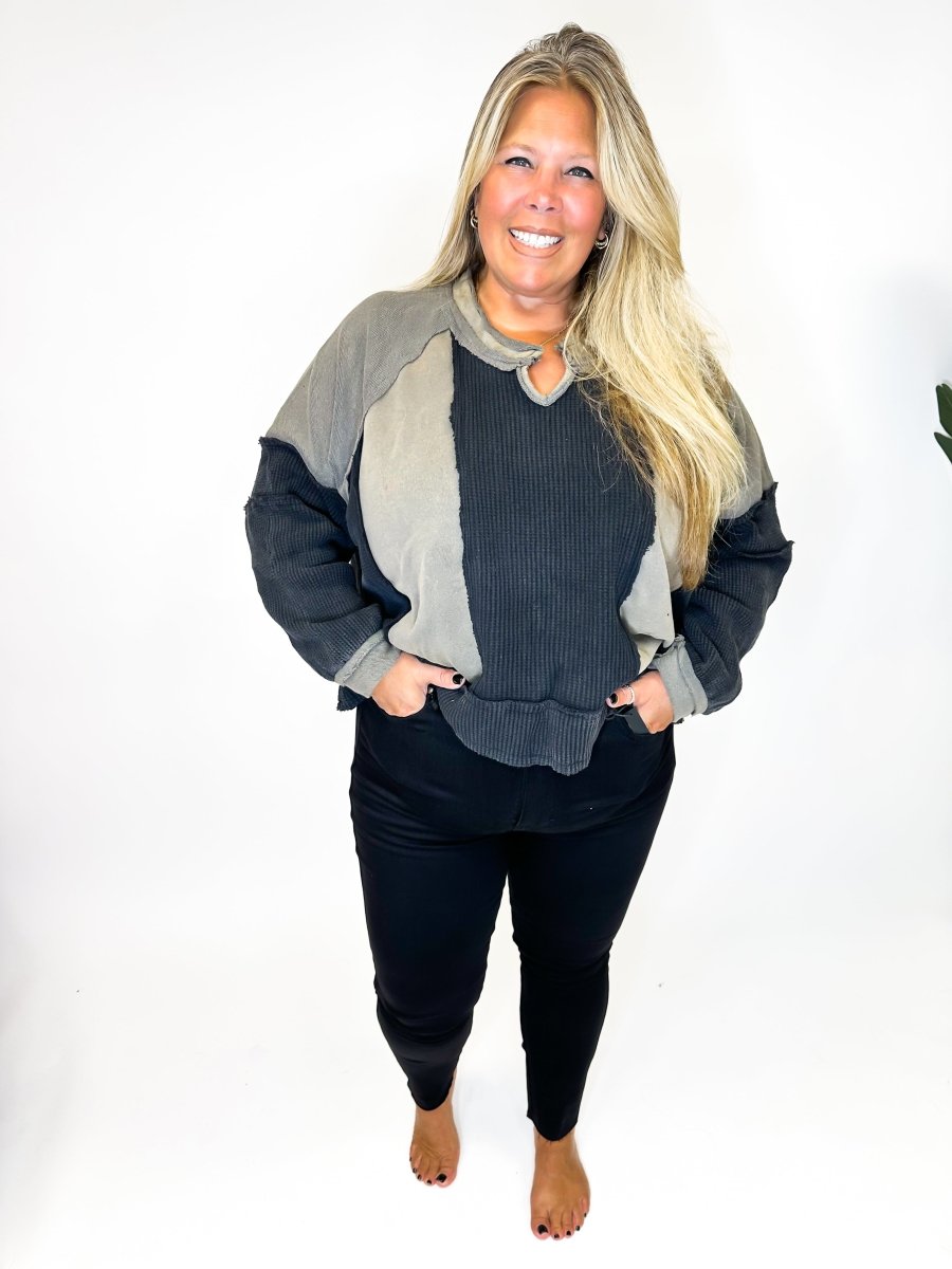 Jean skinny contour bleu noir Judy