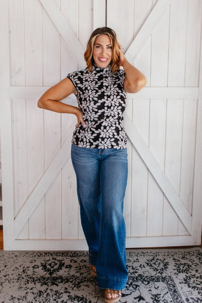 Keep Going Top - FINAL SALE - Macoma Boutique100 Short Sleeve