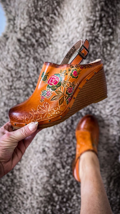 L'artiste Camel Love Ya Wedges - Macoma Boutique302 Wedges & Heels