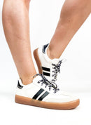 Makers Black Jessie Sneakers - Macoma Boutique301 Sneakers