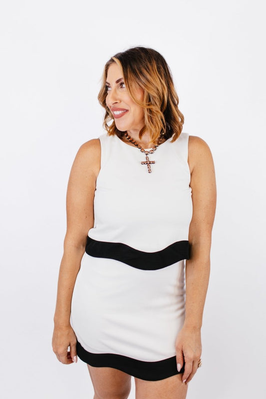 Scallop Sweetheart Top - FINAL SALE - Macoma Boutique110 Tanks