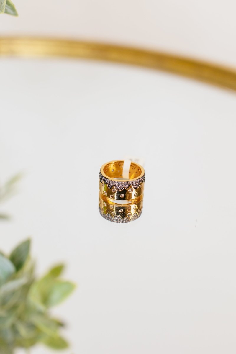 Scattered Pave Band Ring in Black Rhodium