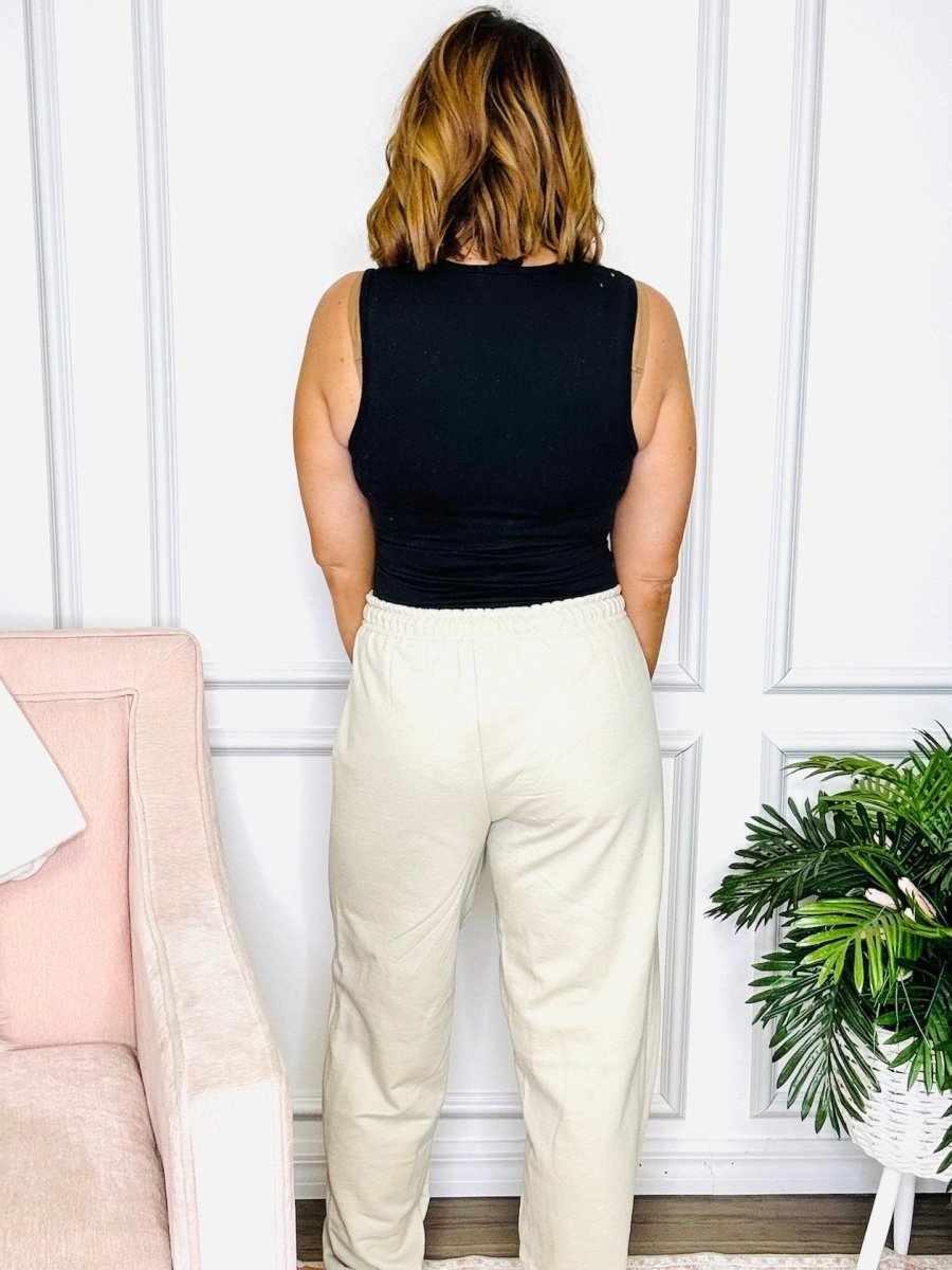 She's So Lucky Graphic Sweatpants - FINAL SALE - Macoma Boutique555 Presales