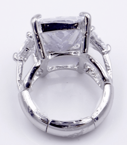 Shine Bright Stretch Ring in Rhodium Plated With Clear Stone - Macoma Boutique315 Jewelry