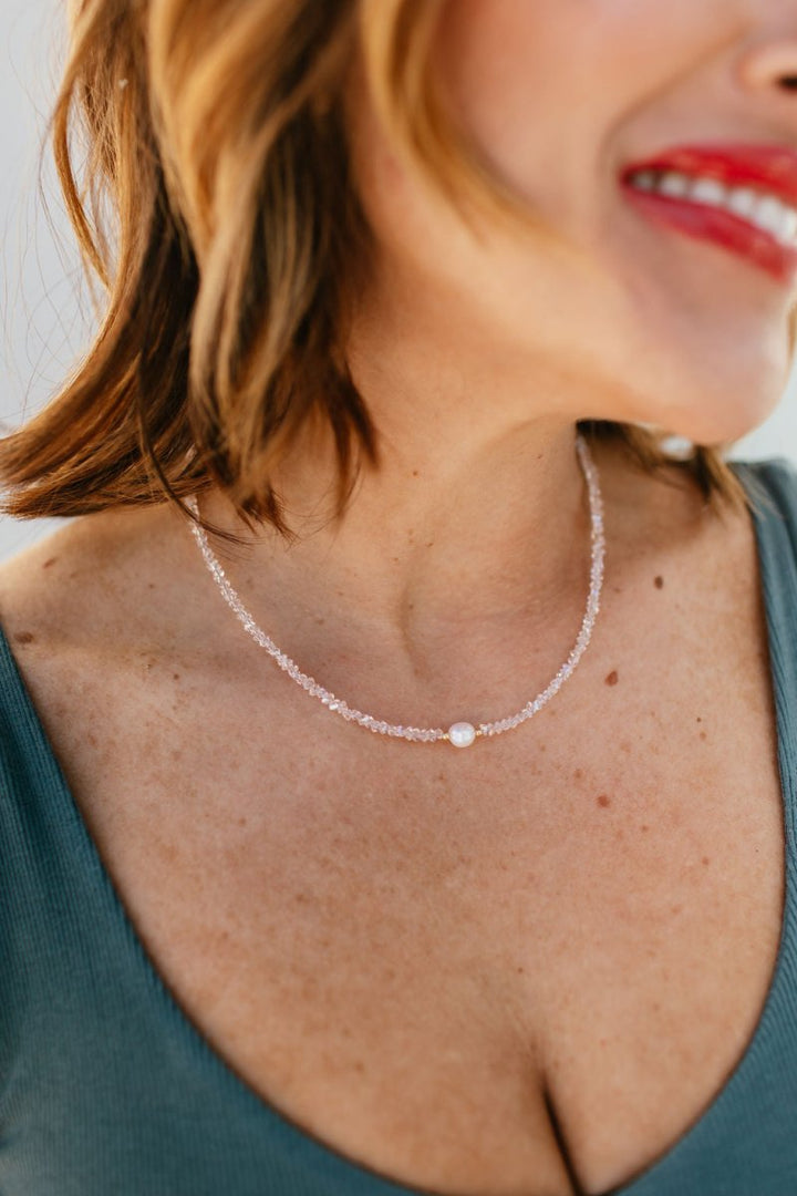 Single Glam Pearl Necklace In Light Pink - Macoma Boutique310 Accessories/Jewelry