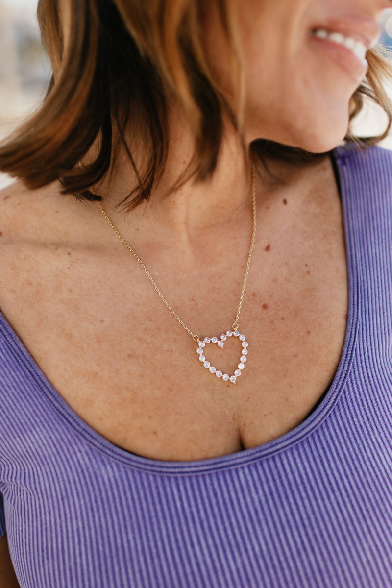 Sparkle Heart Necklace In Gold - Macoma Boutique310 Accessories/Jewelry