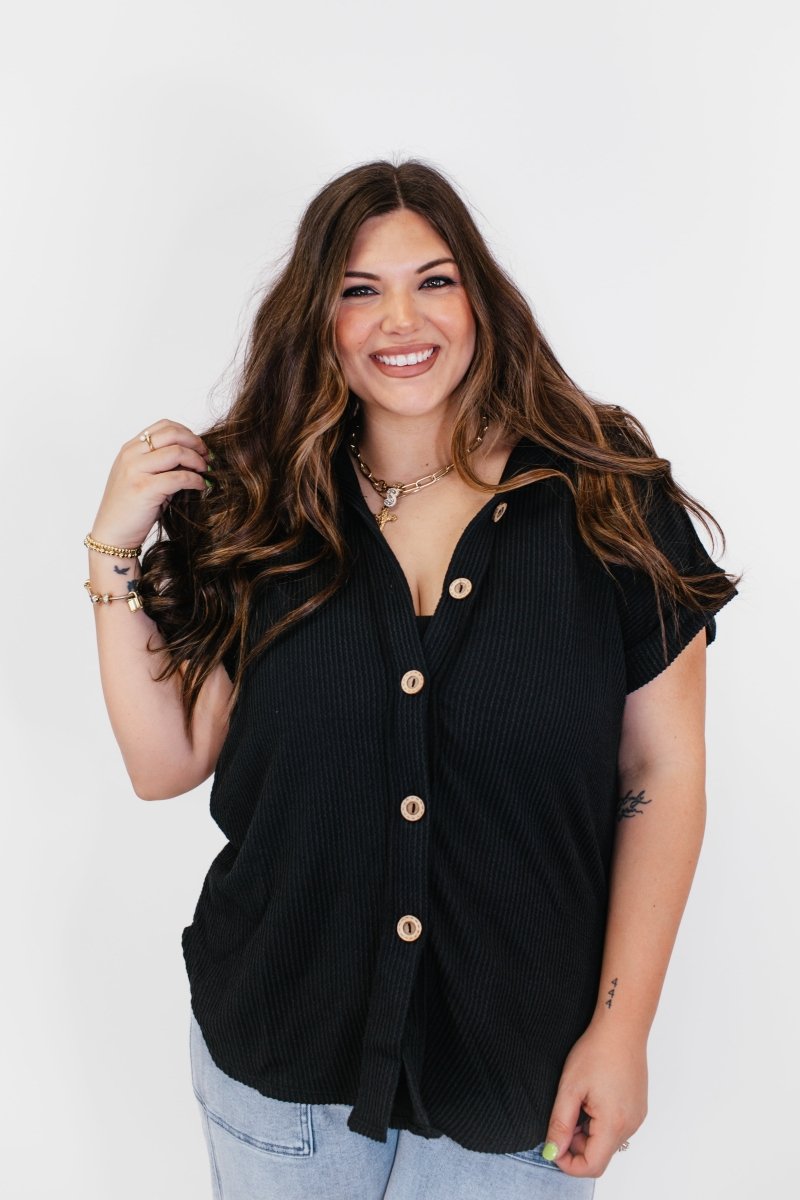 The Button Breeze Top in Black - Reg/Curvy - FINAL SALE - Macoma Boutique100 Short Sleeve