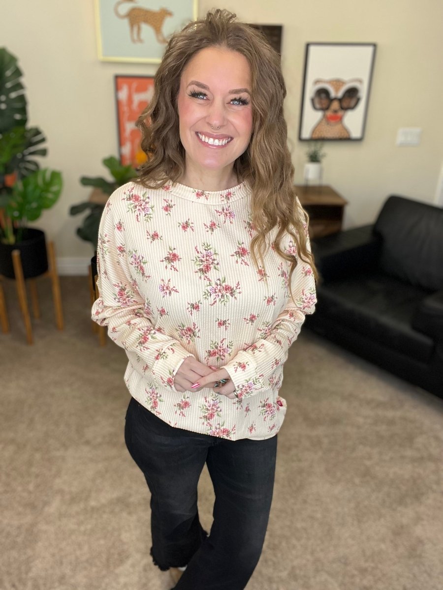 The Sierra Pullover in Butter Yellow Floral - Reg & Curvy