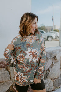 The Sierra Pullover in Paisley - Reg & Curvy