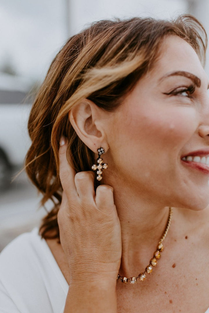 Tova Baby Donatella Earrings In Smutt Caramel - Macoma Boutique310 Accessories/Jewelry