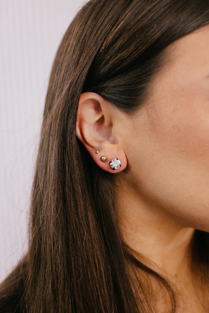 Tova Oakland Studs In Smutt Clear - Macoma Boutique310 Accessories/Jewelry