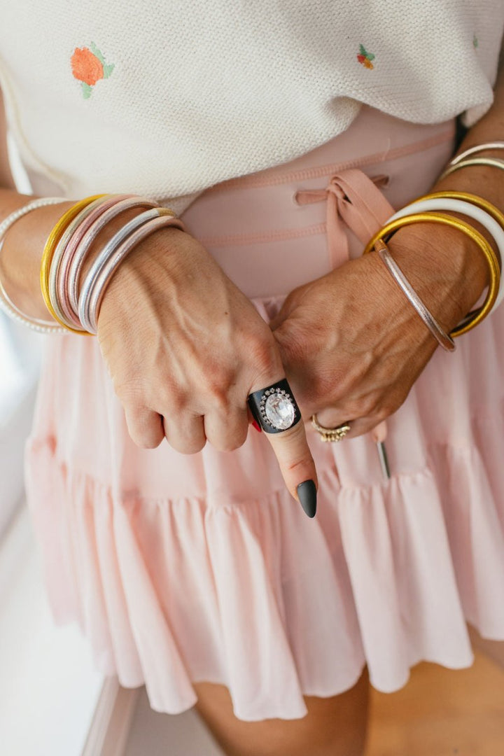 Tova Sydney Ring In Smutt - Macoma Boutique310 Accessories/Jewelry