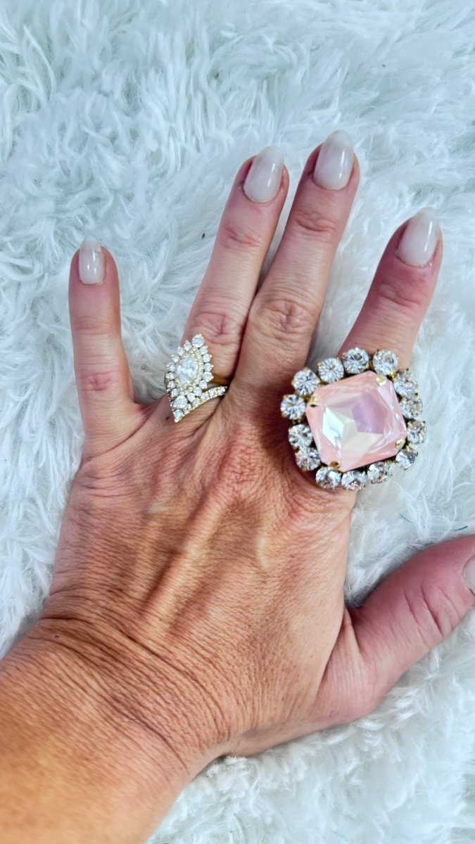 Tova Sylvia Ring In Ultra Chiffon - Macoma Boutique310 Accessories/Jewelry