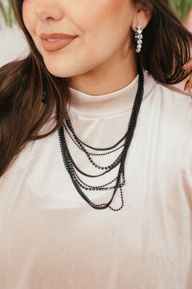 Tova Wendy Short Necklace in Smutt