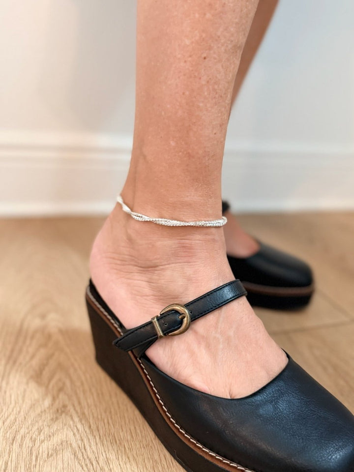 Twist & Shout Anklet In Silver Crystal - Macoma Boutique315 Jewelry