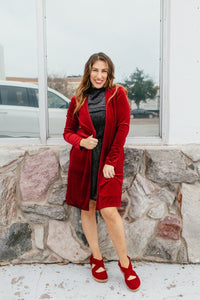 Velvet Crush Duster In Red - Reg & Curvy