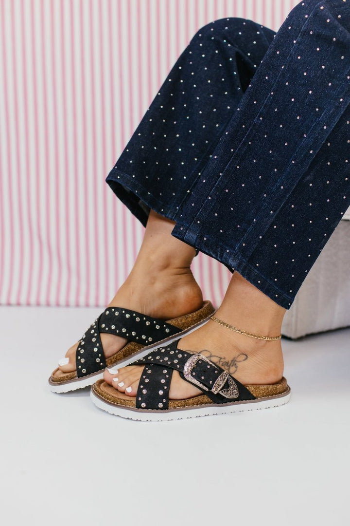Very G Black Jocilyn Sandals - Macoma Boutique304 Sandals