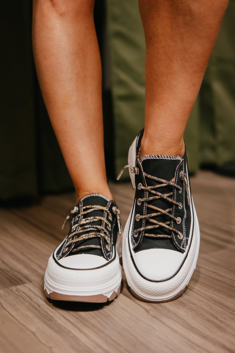 Very G Black Piper Sneakers - Macoma Boutique301 Sneakers
