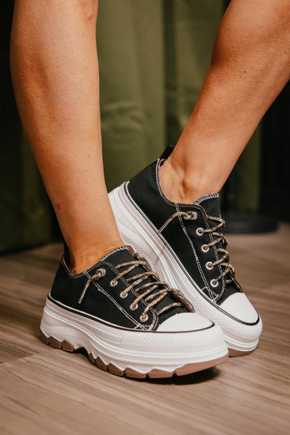 Very G Black Piper Sneakers - Macoma Boutique301 Sneakers