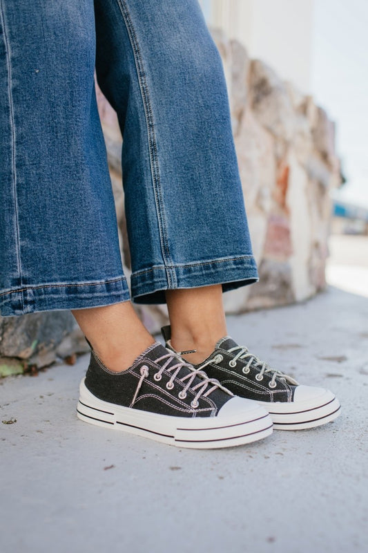 Very G Black Sparkle Aman Sneakers - Macoma Boutique555 Presales