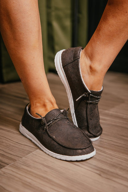 Very G Brown Holly Prints Sneakers - Macoma Boutique301 Sneakers