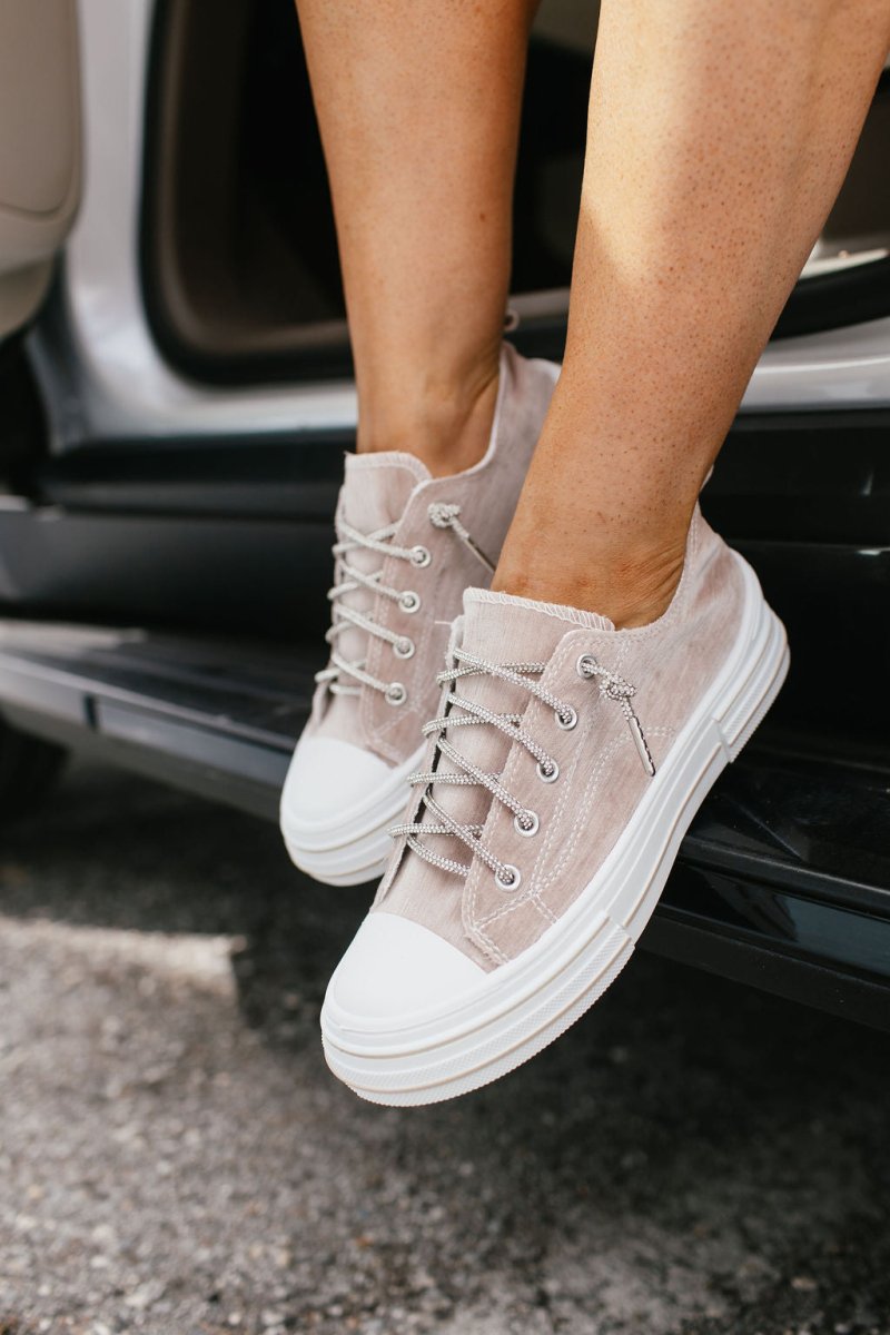 Very G Nude Velvet Aman Sneakers